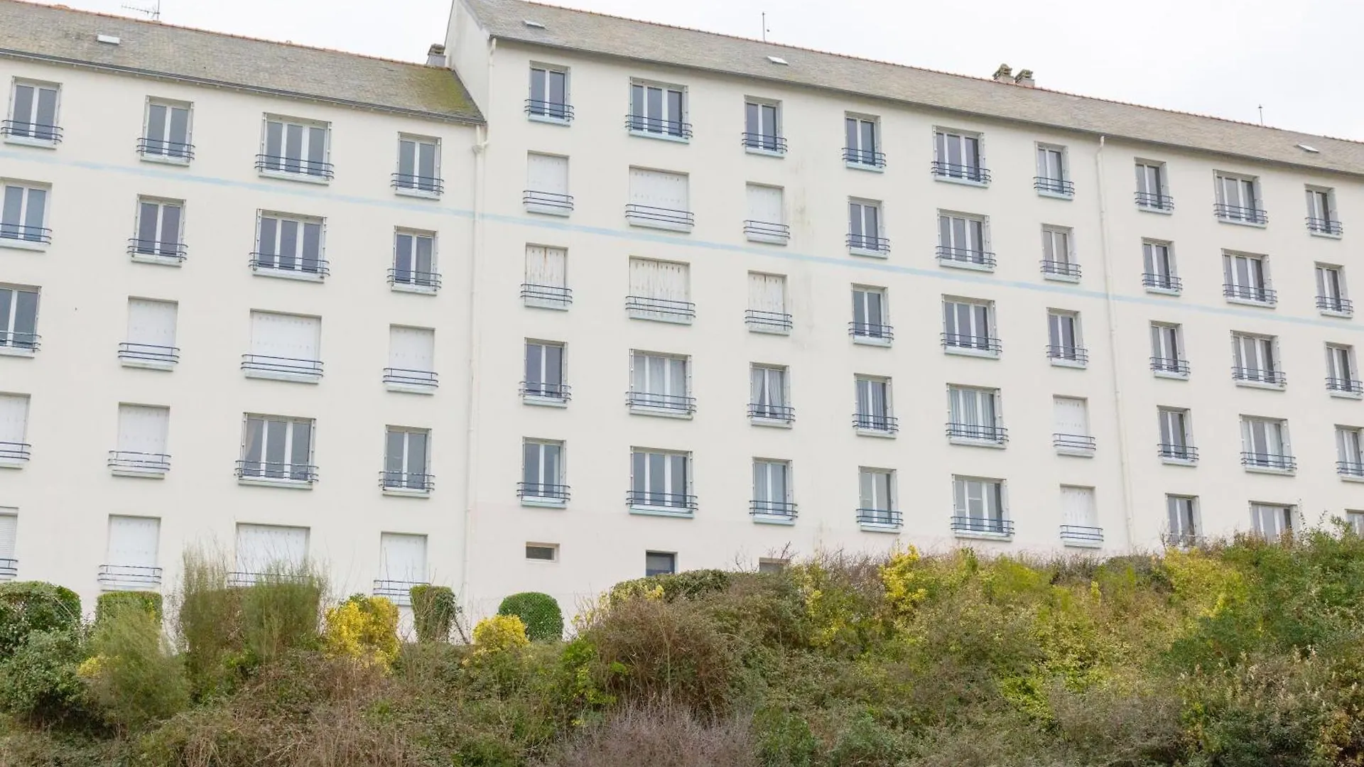 Appartement Face Mer - 50M Plage ドゥアルヌネ 0*,  フランス